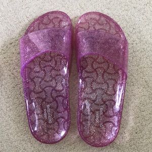 Urban outfitters slides